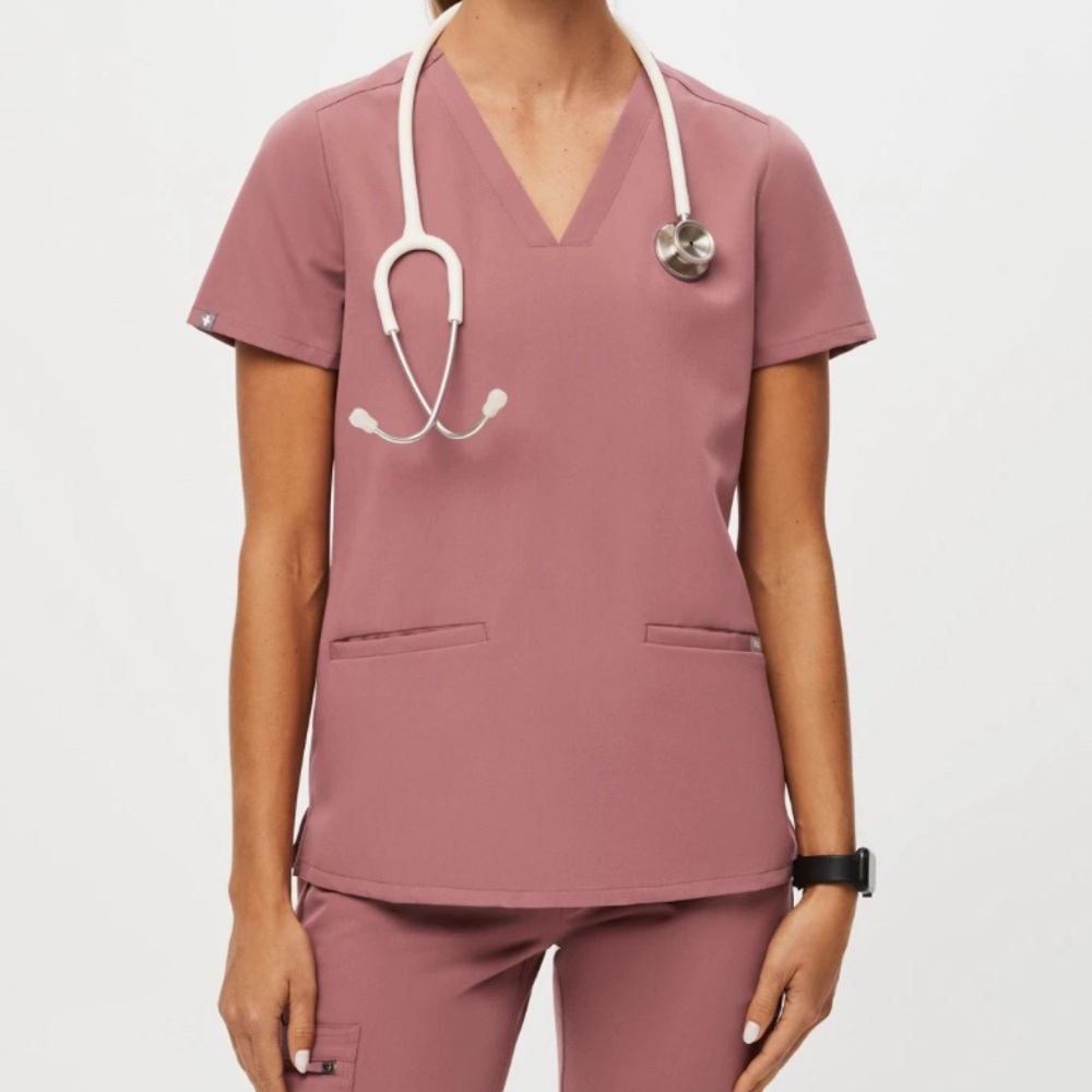 Figs Women's Mauve V-Neck Scrub Top